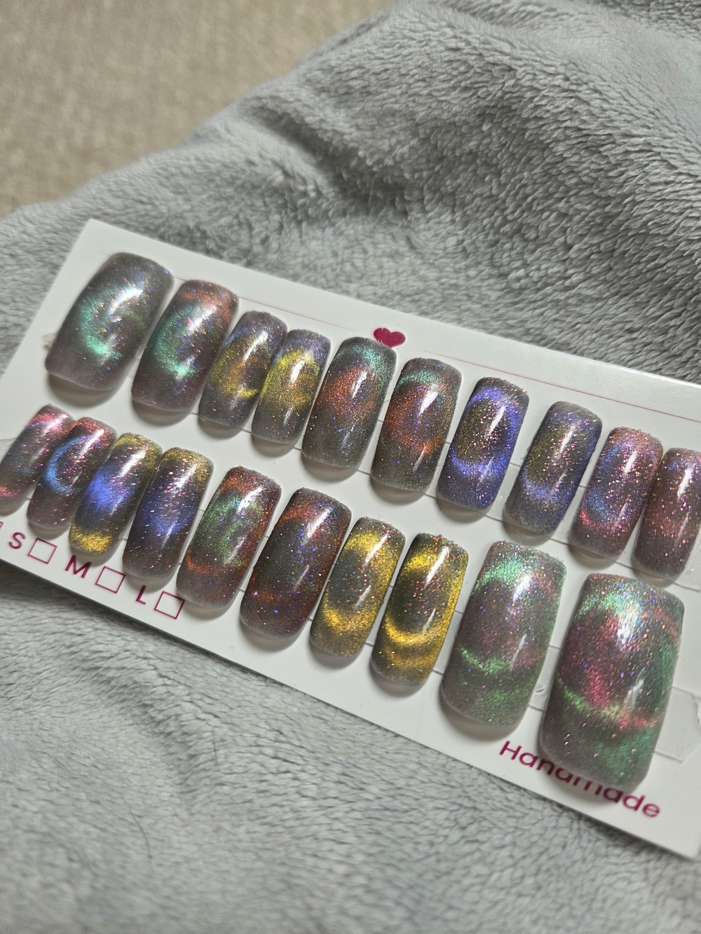 Handmade Chameleon Cat Eye Press-On Nails